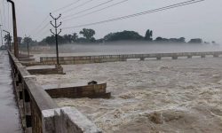 सप्तकोशी नदीमा बाढीले उच्च जोखिमको तह पार गर्यो