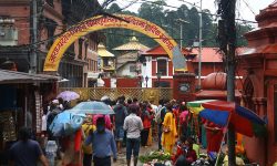 पशुपतिनाथमा लकडाउन पछिको भीड (फोटो फिचर)