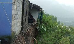 डोटीमा घर भत्किँदा दुईजनाको मृत्यु