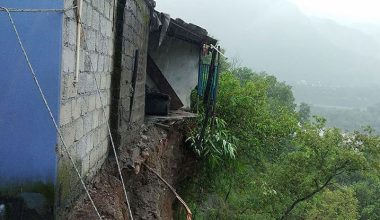डोटीमा घर भत्किँदा दुईजनाको मृत्यु