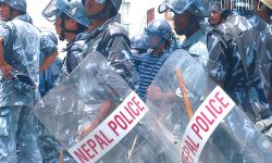 बर्दिबासमा पनि प्रहरी र प्रदर्शनकारीबीच झडप, वडाध्यक्ष राजन ढुंगाना घाइते