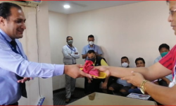 किस्ता तिर्न नसक्ने भन्दै पोखरामा १ सय ५ वटा बसको चाबी बैंकलाई बुझाइयो