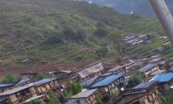 लिदी गाउँकाे पहिरो (फोटो)