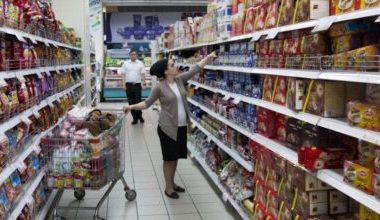 रोकिएन सुपरमार्केटबाट उपभोक्ता ठगिने क्रम