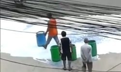 निषेधाज्ञा प्रभाव : दूध बिक्री नभएपछि सडकमा फ्याँकियो