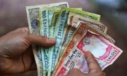 महामारीमा कालोबजारी : चढ्यो आकाश, निचोरिँदै जनता