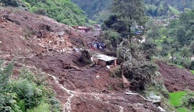 काभ्रेमा पहिरोले घर पुरिँदा एकै परिवारका तीन जनाको मृत्यु
