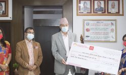 कोरोना कोषमा सनराइज बैंकको सहयोग