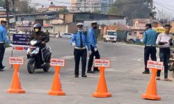 अनुमति नलिई काठमाडौं प्रवेश गर्ने १९ हजारलाई नाकाबाटै फिर्ता