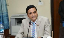 उपत्यका वरिपरी ५ लाख पर्यटक अट्ने पूर्वाधार तयार गर : मन्त्री भट्टराई