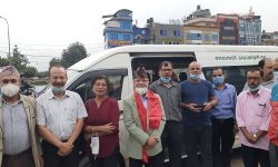 काठमाडौंदेखि मन्थलीसम्म दैनिक रुपमा सञ्चालनमा आए विधुतीय मिनी बस