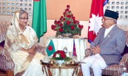 बंगलादेशी समकक्षीसँग प्रधानमन्त्रीको फोन वार्ता