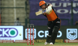 आईपीएल २०२० : हैदरावादद्वारा दिल्लीलाई १६३ रनको लक्ष्य