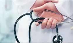 स्वाब सङ्कलन गर्न हिँडेका स्वास्थ्यकर्मीमाथि कुटपिट