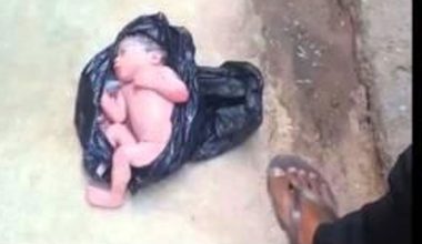 वीरेन्द्रनगरकाे खोलामा नवजात शिशुको शव