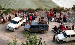 दशैँ मनाउन भारतबाट घर फर्किन थाले नागरिक