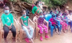 एसओएसले लियो एकै घरका ६ टुहुरा बालिकाको जिम्मा