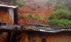 पहिरोको जोखिममा सिन्धुकोट