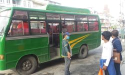 ‘बस त चले, यात्रु चढेनन्’