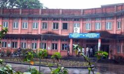 दुई महिनादेखि कृषि विश्वविद्यालयमा तालाबन्दी