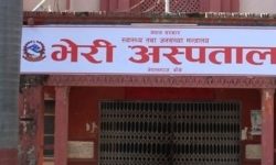 भेरी अस्पतालमा स्वास्थ्यकर्मीको  अभाव,संक्रमितहरुले उपचार पाएनन्