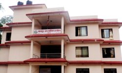 जनप्रतिनिधिमा काेराेना भेटिएपछि बागलुङ नगरपालिका अनिश्चितकालका लागि बन्द