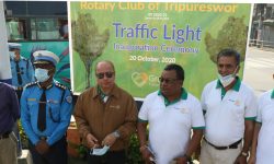 त्रिपुरेश्वर सहित काठमाडौंको २४ स्थानमा ट्राफिक लाईट सञ्चालनमा