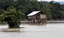 कम्बोडियामा भिषण बाढीपहिरो : २६ जनाको मृत्यु, ३० हजार बढी घरबार विहीन