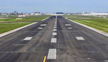 बलेवा विमानस्थल धावनमार्गको रोकिएको कालोपत्रेको काम पुन: शुरू