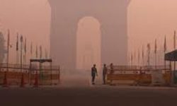 नयाँदिल्लीको वायु ‘अति प्रदुषित’ अवस्थामा