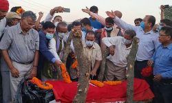मृत्यु भएको आठ दिनपछि चौरसियाको अन्त्येष्टि