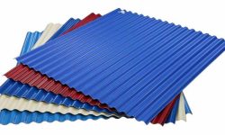 खरका छाना हटाएर अतिविपन्न परिवारका घरमा जस्तापाता