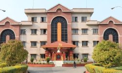 कोरोना अनुभव: आफ्नो श्यया बिरामीलाई छाडेर घर रोजे