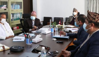 अर्थमन्त्री पौडेलद्वारा राजस्व संकलनको लक्ष्य पूरा गर्ने गरी काम गर्न निर्देशन