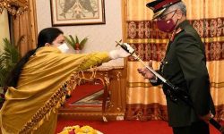 राष्ट्रपतिद्वारा भारतीय सेनाध्यक्षलाई नेपाली सेनाको मानार्थ महारथी दर्जा प्रदान