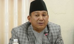 जनतालाई सही सूचना दिऔँ, पत्रकारिता क्षेत्रको गरिमा बढाऔँ– सञ्चारमन्त्री