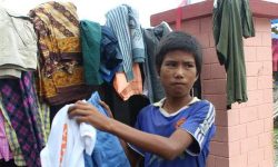 चितवनमा निःशुल्क कपडा वितरण केन्द्र सञ्चालन