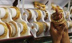 सुन ताेलामा ८ सय रूपैयाँले बढ्याे, चाँदीकाे कति ?