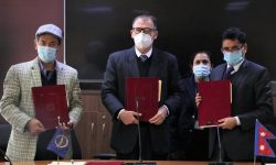 एडिबीसँग १८ अर्ब २५ करोड रुपैयाँको ऋण सम्झौतामा हस्ताक्षर