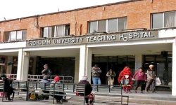 कोभिड सङ्क्रमणसँगै सरकारी र निजी अस्पतालमा बिरामीको संख्या घट्दै