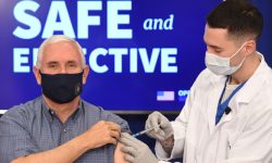 अमेरिकाका उपराष्ट्रपति र हाउस स्पिकरले लिए कोभिडविरुद्धको खोप