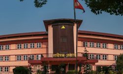 कर्णाली प्रदेशमा एमालेका चार सांसदलाई पुनर्बहाली गर्न सर्वोच्चको अन्तरिम आदेश