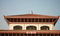 राजनीतिक द्वन्द्वको घानमा संसद्