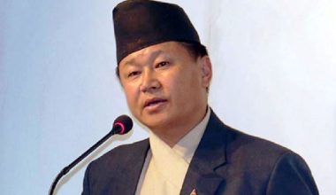 दाहाल- नेपाल समूहद्वारा शेरधन राईलाई हटाइयो, भीम आचार्य चयन