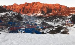 बन्दाबन्दीपछि पर्यटकले भरियो कालिञ्चोक