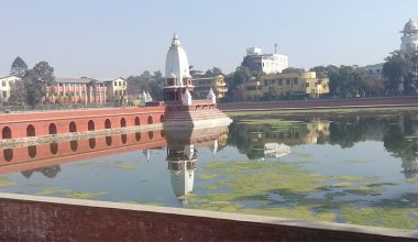 नगर प्रहरीको सहयोगमा रानीपोखरीबाट लेउ निकालिँदै