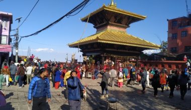 मनकामनामा दर्शनार्थी बढ्दै