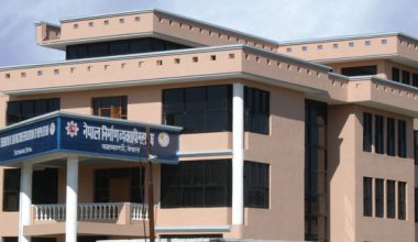 निर्माण उपकरणमा आगजनी गरिएकामा निर्माण व्यवसायीको आपत्ति