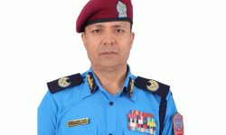 पदोन्नति भएका एसएसपीलाई दर्ज्यानी चिन्ह प्रदान