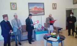 राष्ट्रिय वाणिज्य बैंक संचालक समितिका अध्यक्ष शर्माद्वारा शपथ ग्रहण